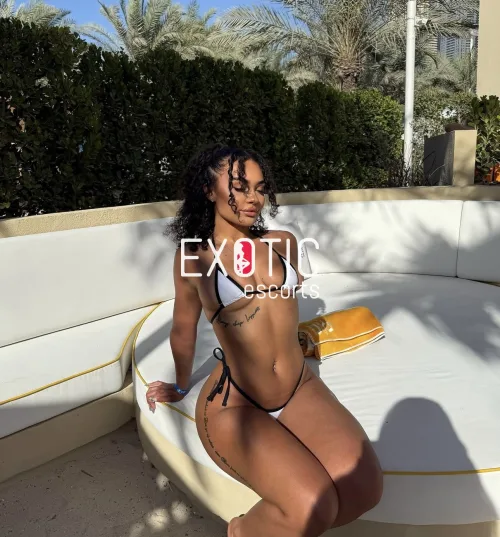 Olivia — 3
