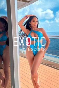escort girls à Adiaké