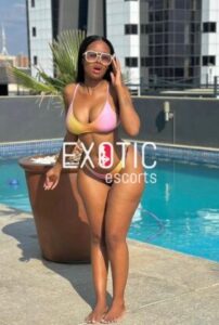 escort girls dans le Denguélé