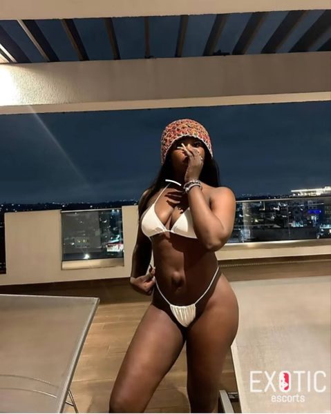 Aishaa, escort in Angre, Côte d'Ivoire (photo 7)