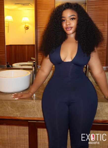 Lora, escort in Angre, Côte d'Ivoire (photo 2)