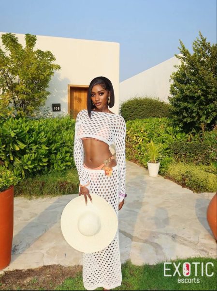 Leila, escort in Cocody, Côte d'Ivoire (photo 2)